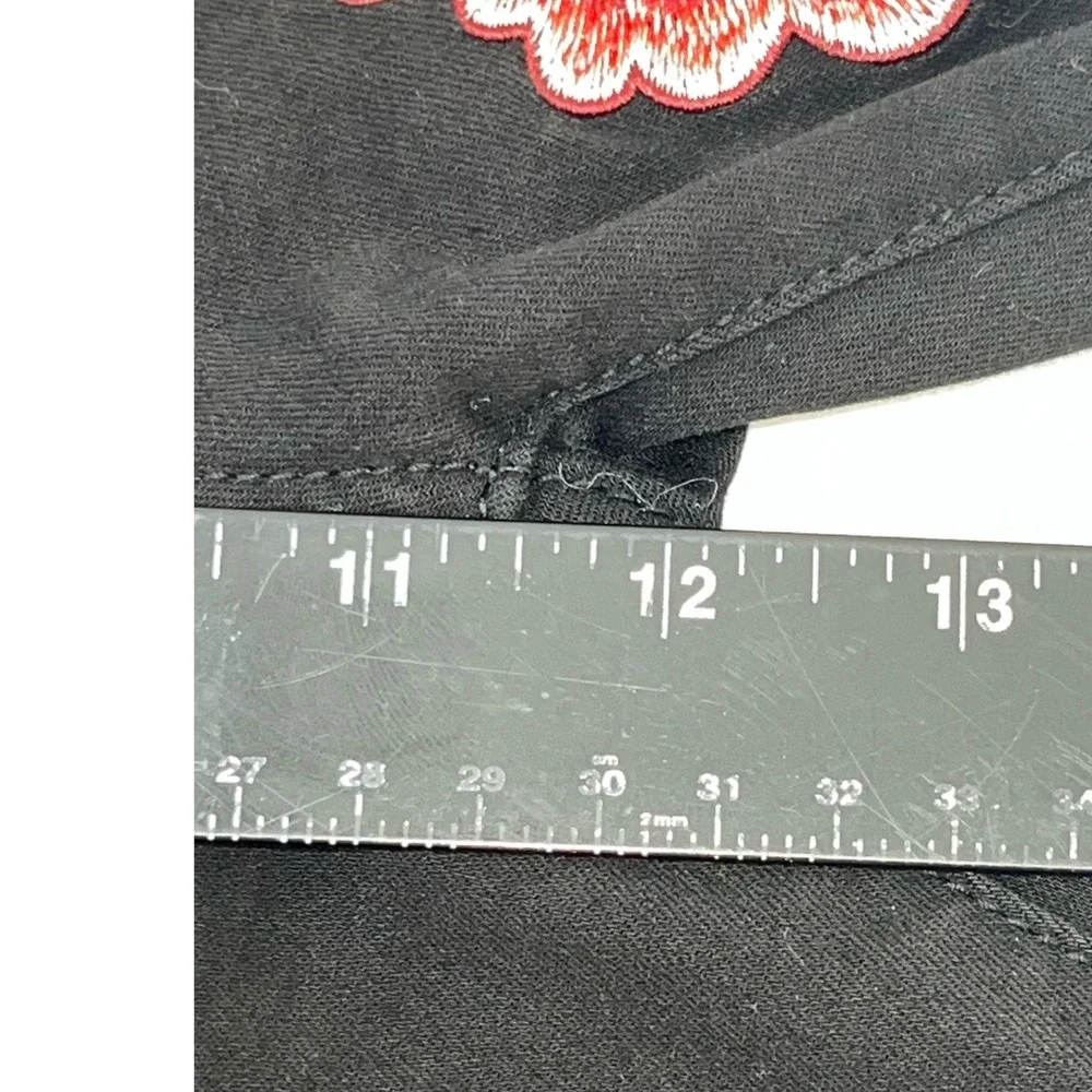 Guess no size